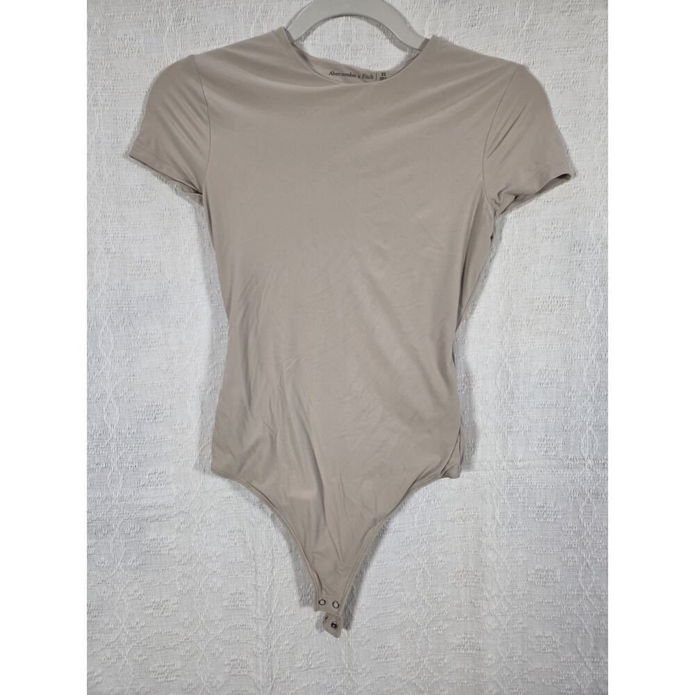 Abercrombie & Fitch Soft Matte Seamless Tee Bodysuit Slim-Fit Snap Closure Sz XS